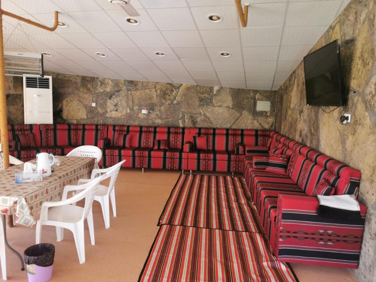 The Wadi Inn Al Ḩamrāʼ Exteriör bild